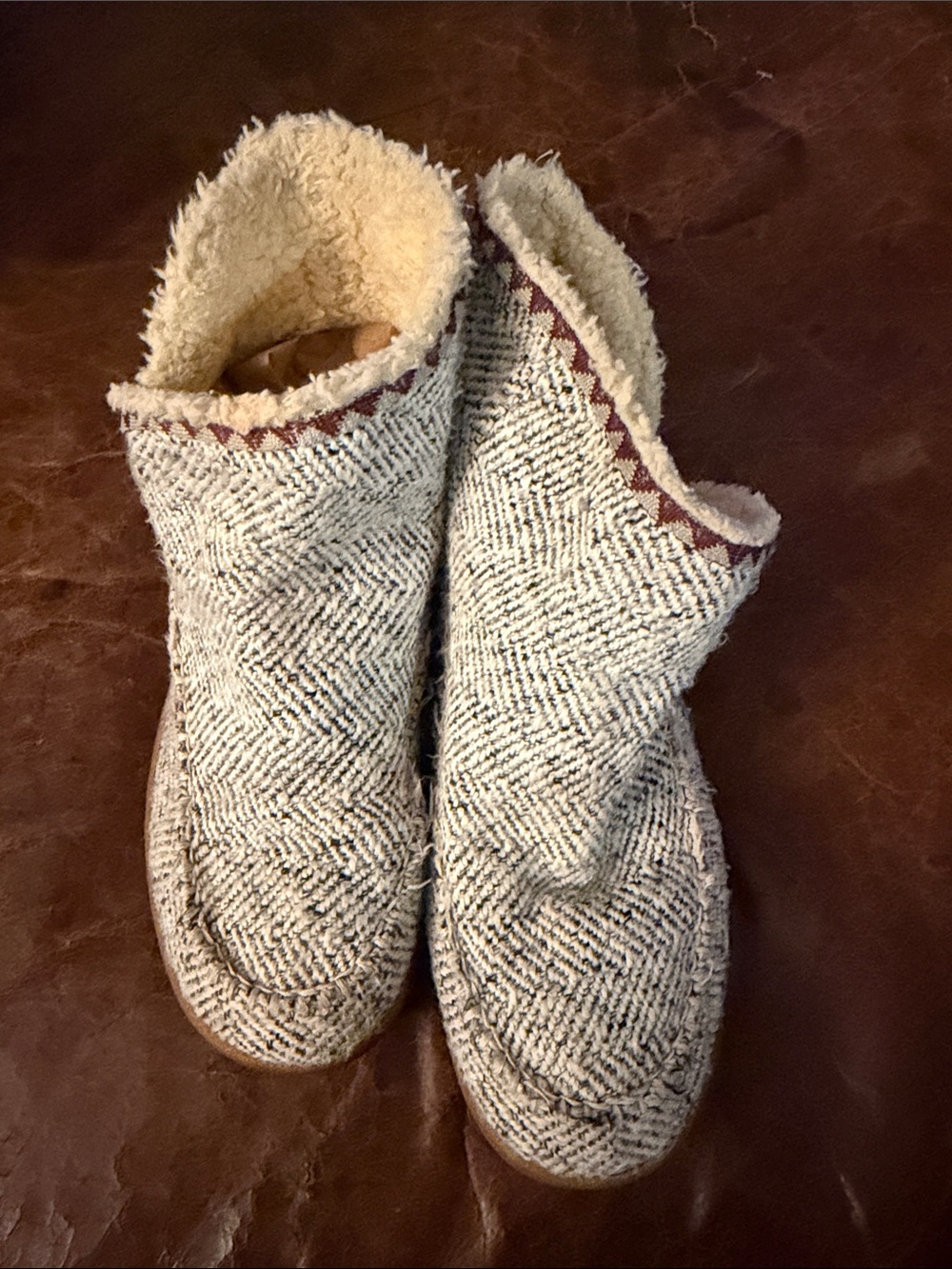 Sanuk Cush N' Blaze Woven Southwestern Bootie Slippers Size 10